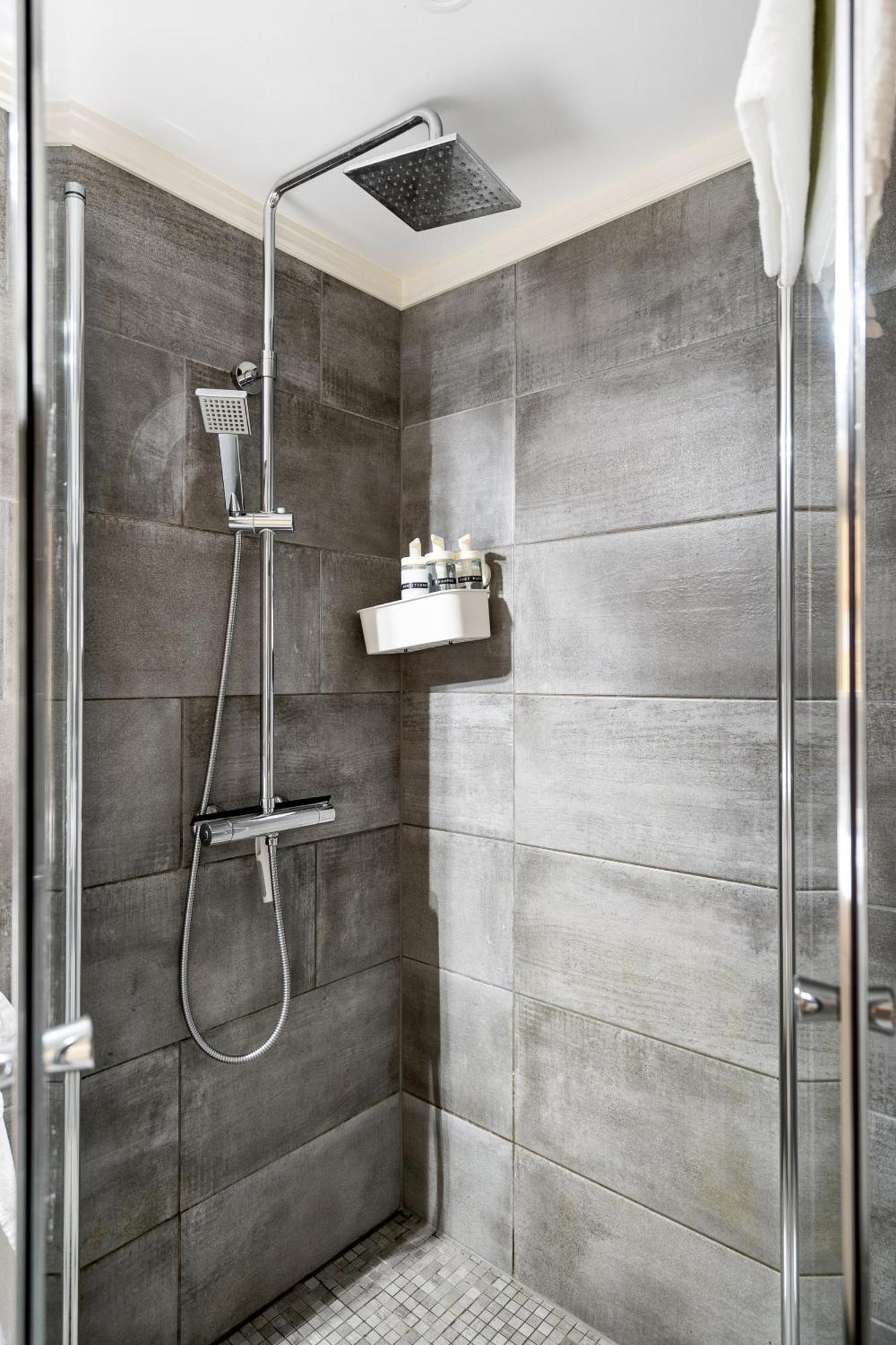 Solsiden Modern Stay: King Beds, Private Entry Trondheim Exterior photo